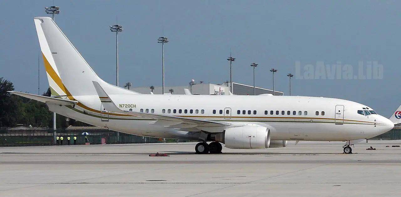 曹德旺老板的私人飞机是一架波音737 bbj,也就是加了油箱的737