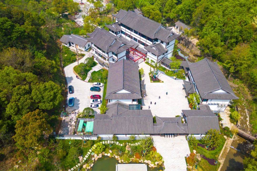 天钟禅院有富阳小天竺之称,35元门票却拉远了它跟老百姓的距离