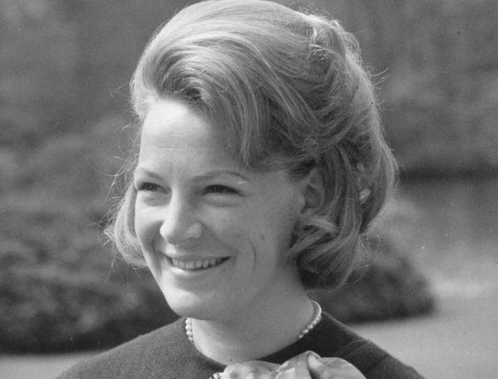 荷兰"叛逆公主"艾琳:放弃王位继承权,执意嫁敌国王子,结局如何