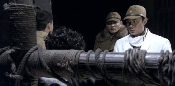 二战时德军心理学家拷问犯人,从不严刑拷打,但成功率贼高