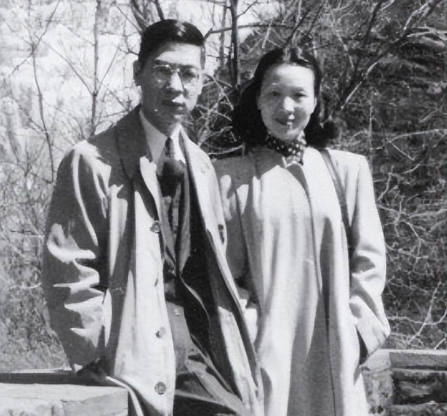 钱学森96岁生日宴上,一眼认出昔日老友,一个问题让二人百感交集