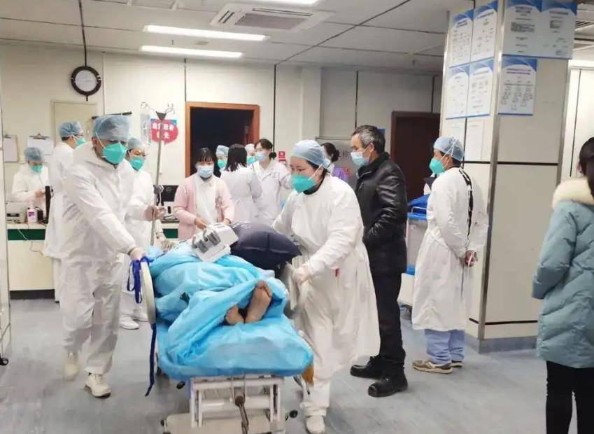 18年北京女子车祸去世,发现2900万保单,查明真相后丈夫被判死刑