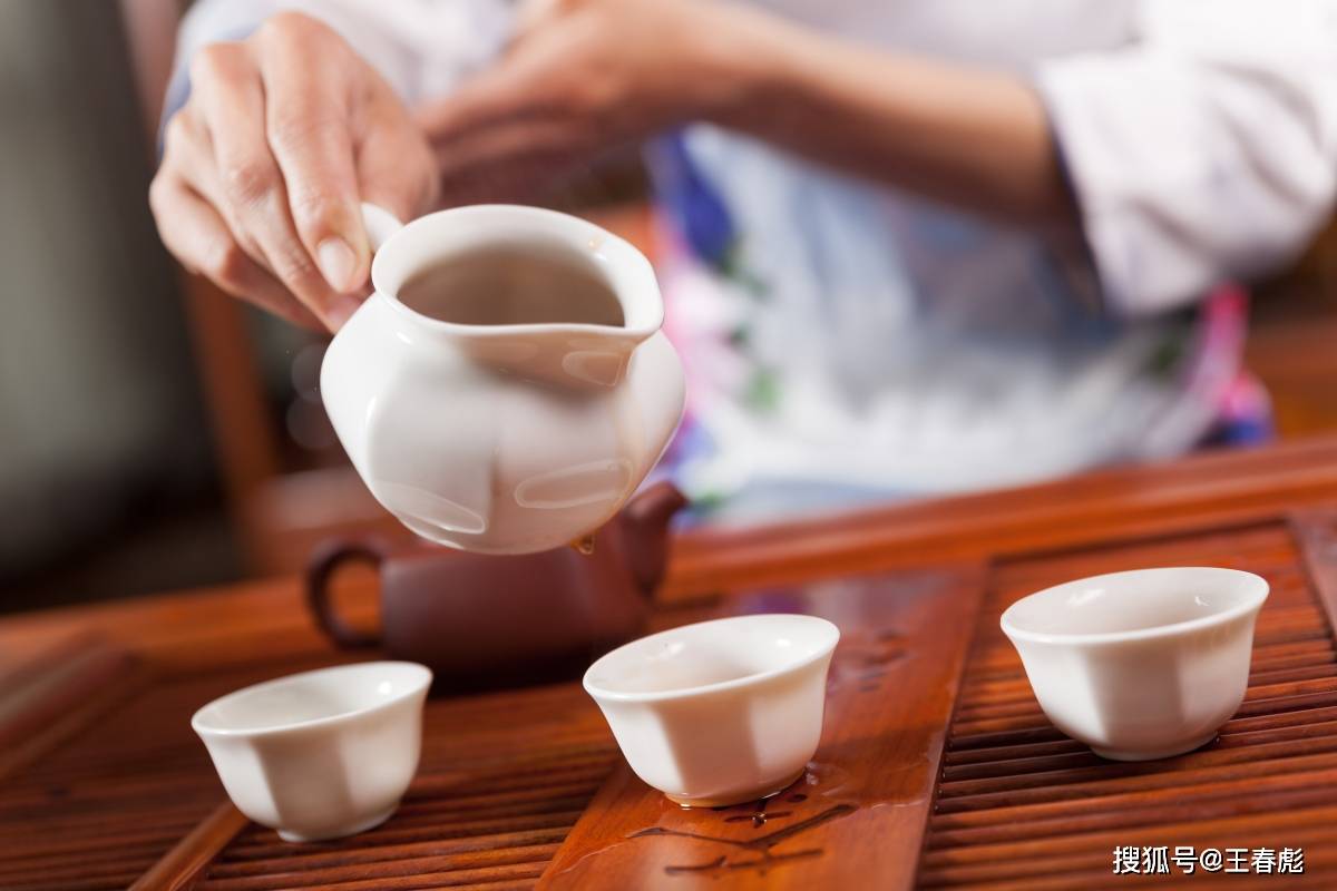 倒茶时的文化,古代做法与茶道考量