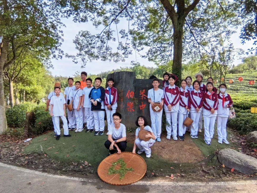 文房四宝非遗匠心 青山绿水古韵徽州——首师大附中育鸿学校七年级