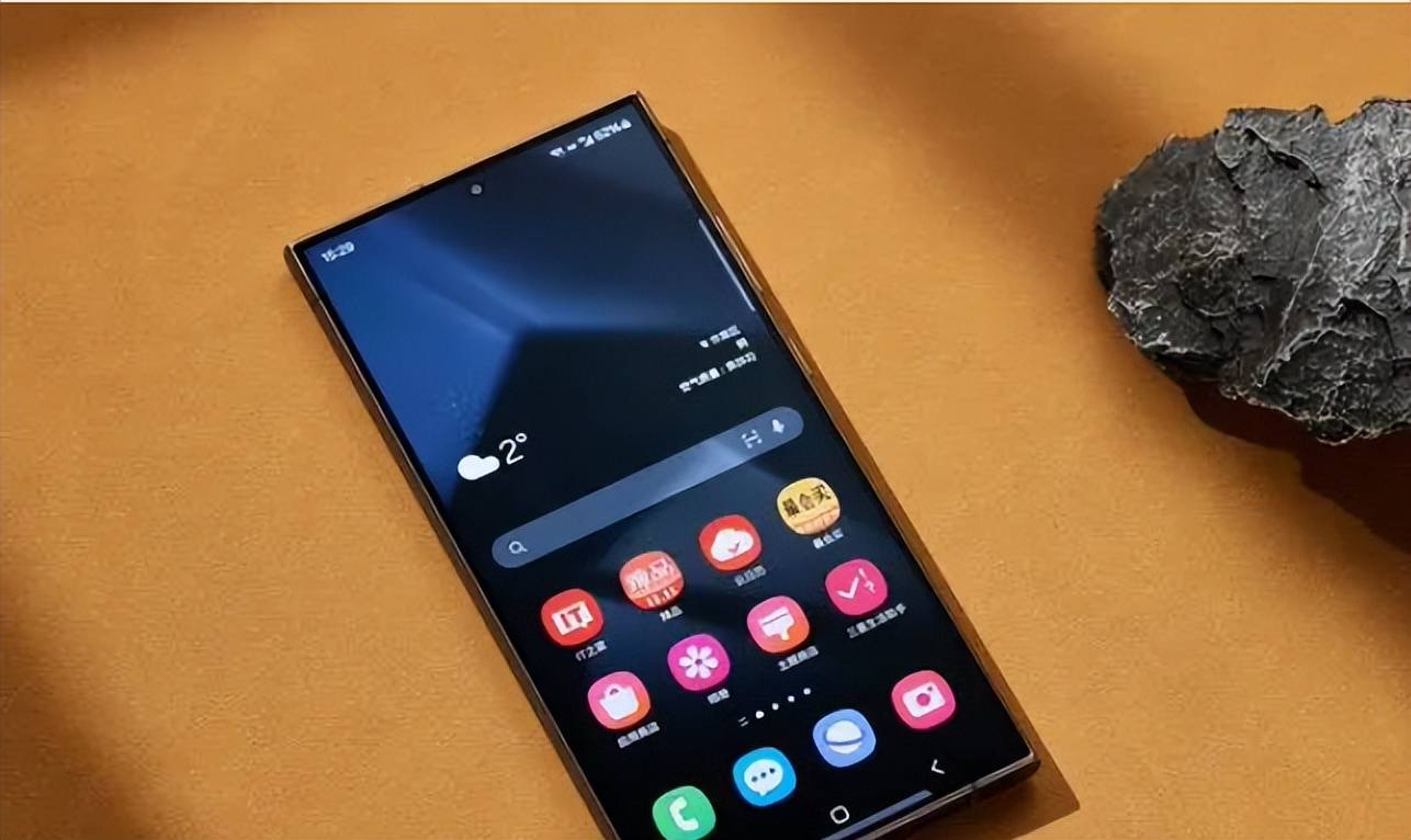 手机市场新风向:三星galaxy z fold6引领设计革命_品牌_样式_系列