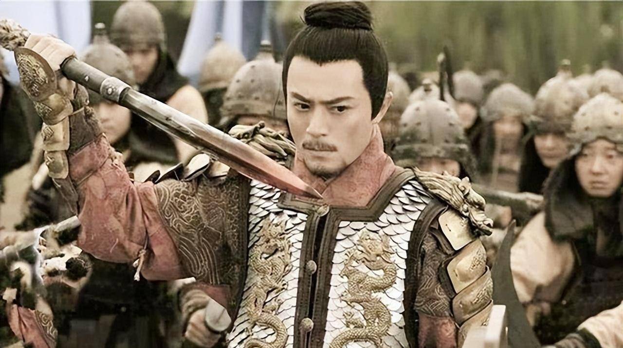 徐锃的话,正中了大多数大臣的下怀,很多大臣纷纷点头.