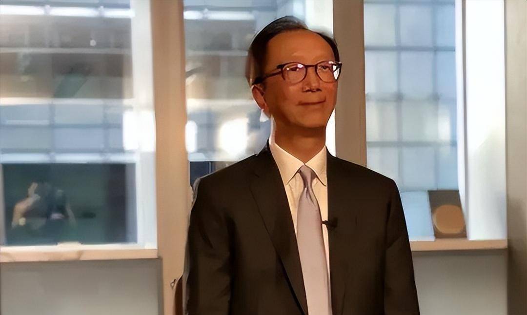 香港财神爷梁锦松:给祖国狂赚3万亿,如今花99亿买下医院为生4胎