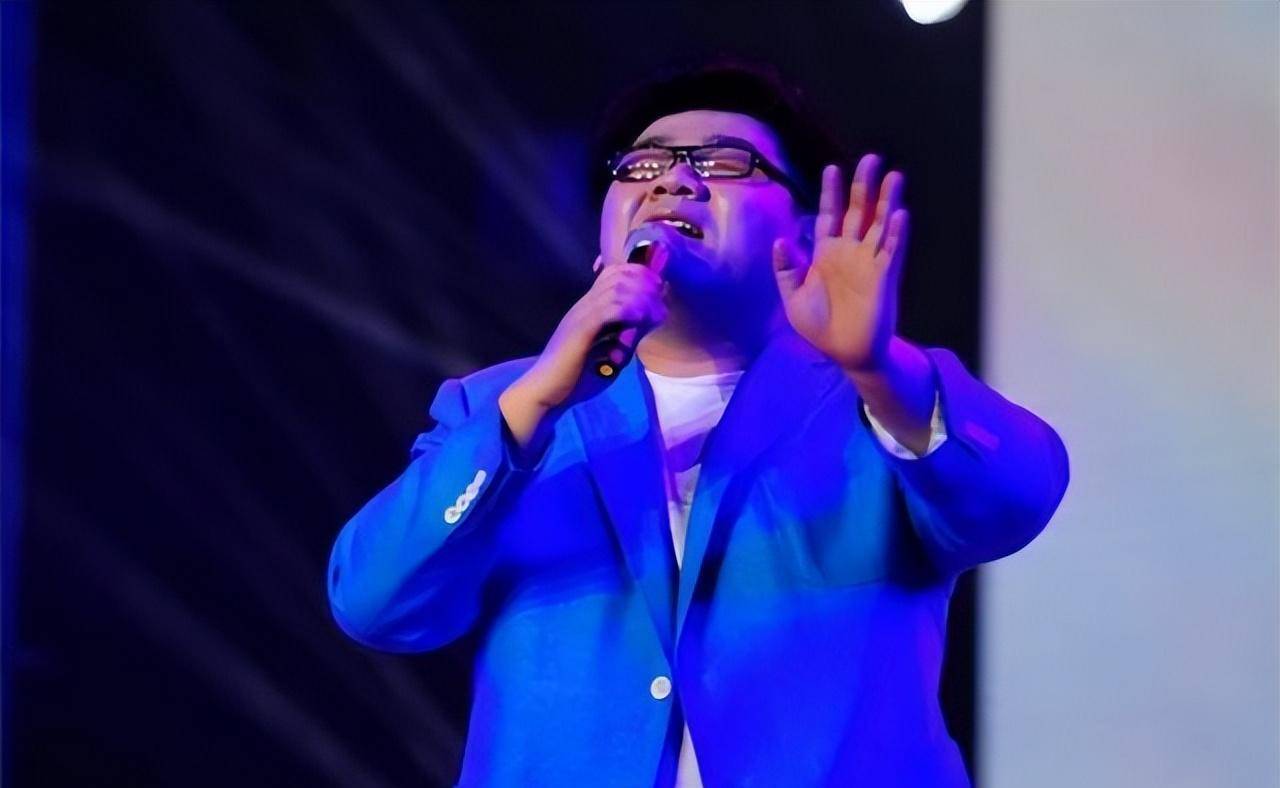 "盲人歌手"杨光,也终于为自己的狂妄,付出了应有的代价