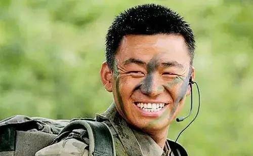 非科班草根出身又如何,照样拿下影帝,收视女王,演技秒杀其他人_王宝强