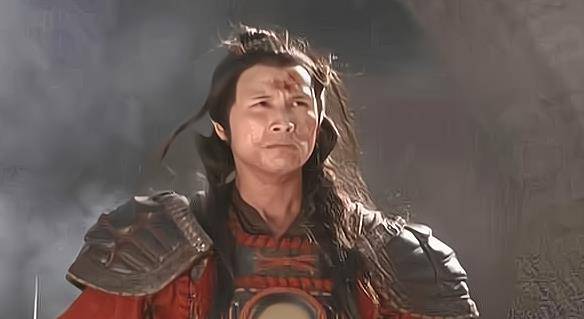 朱元璋为什么不顾骂名,也要扒了蓝玉的皮?你看朱允炆的母亲是谁