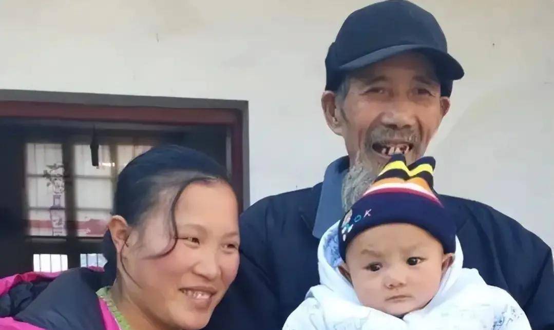 2015年,有记者获悉了张凤和文长林的故事,还特地赶到了湖南省长沙市