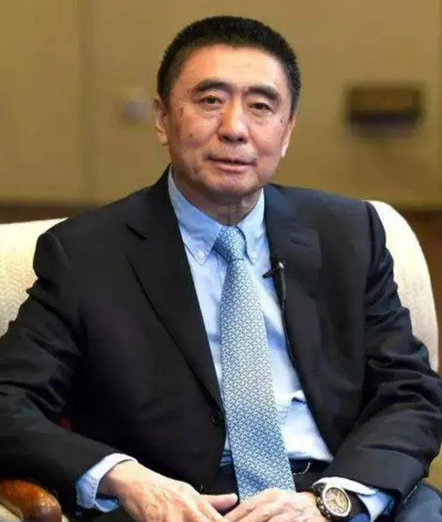 他是原第二轻工业部长,曾主政过贵州,儿子担任过保利集团董事长