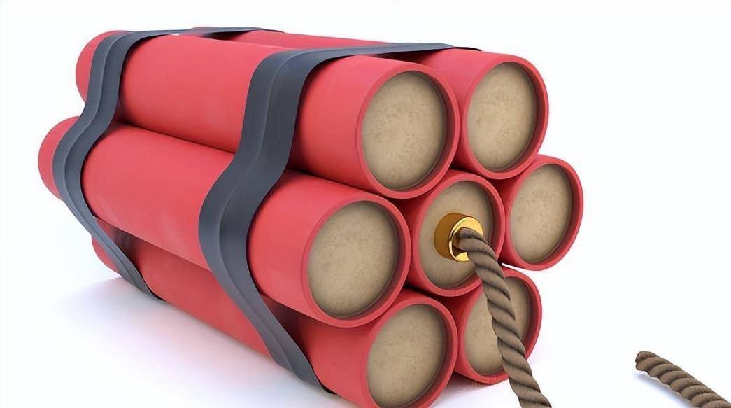 1998年儿子被人活活打死,父亲出家2年还俗,在仇家门口引爆炸弹