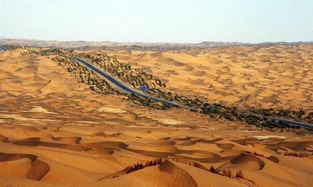 中国又一超级工程,能让沙漠变绿洲,印度:给我们造成了