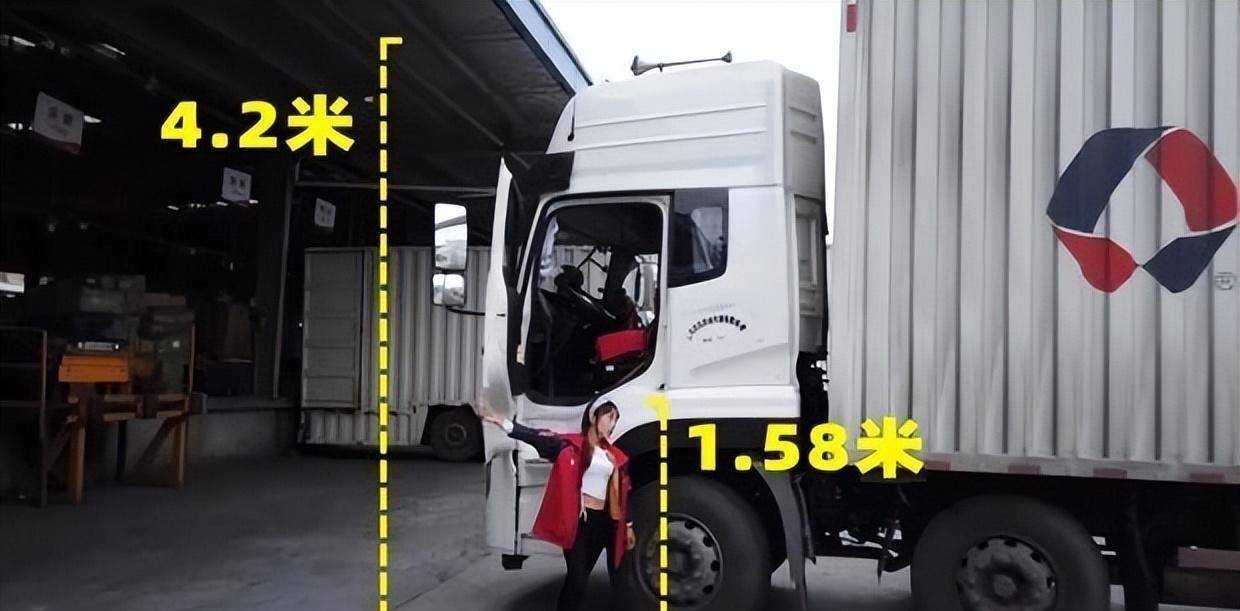 留下了很多简历,再一次被命运之神眷顾的张琳,很快就捡了个大漏