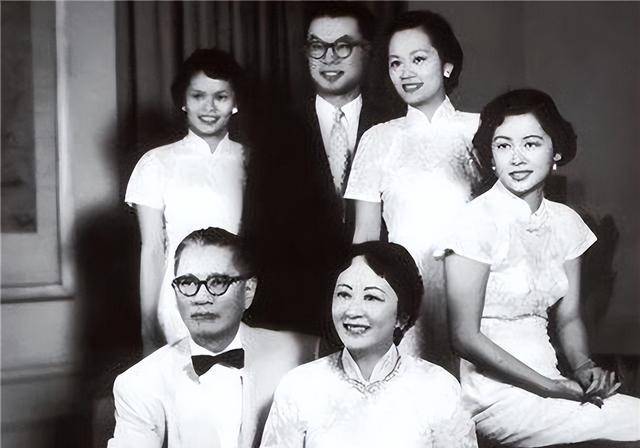 的人生:先娶舅妈亲妹,后又夺人之妻,最后晚景凄凉_生活_关系_白兰花