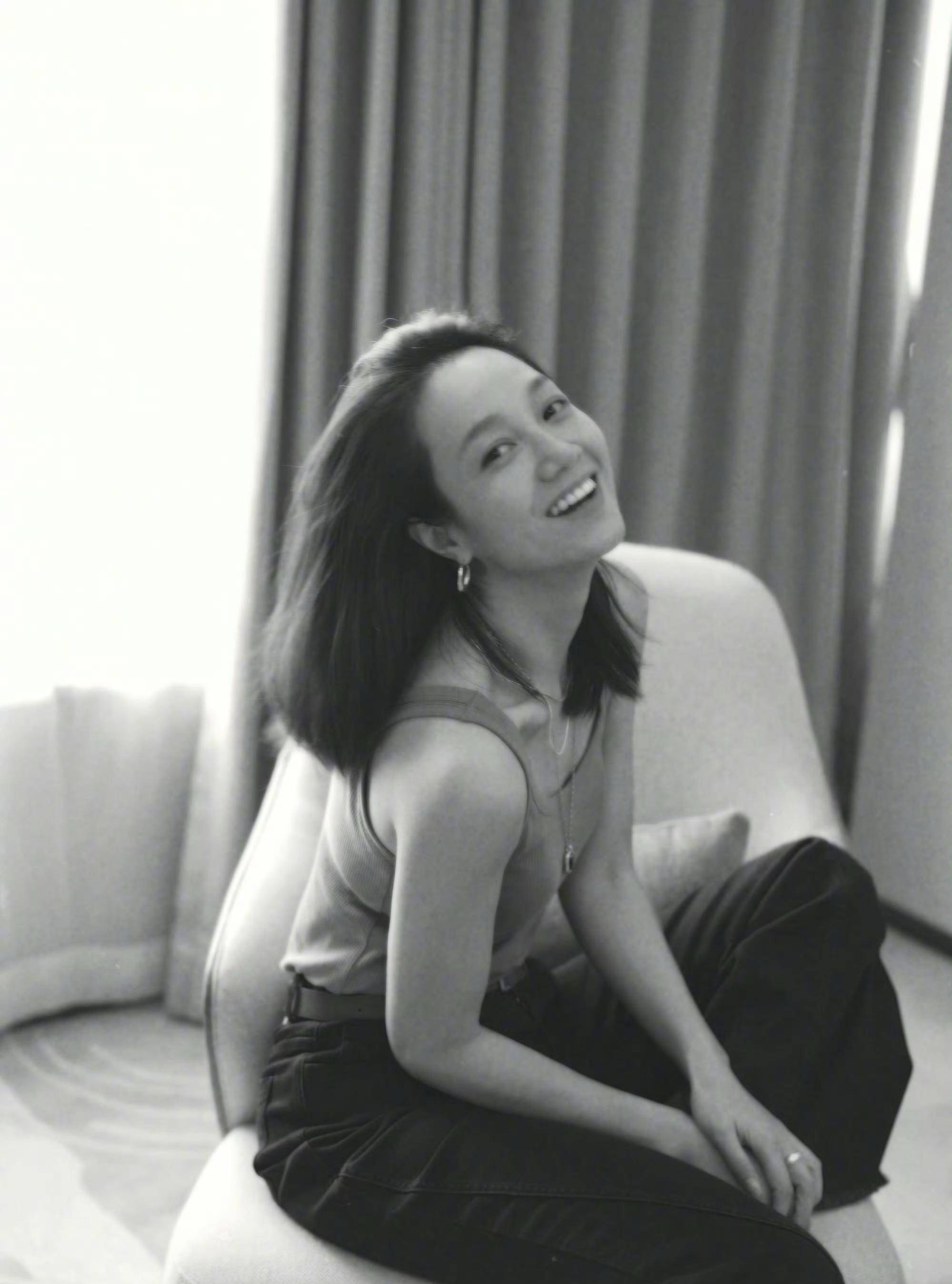 对于演戏,周一围认为他并没有什么天赋,他的妻子虽然很努力