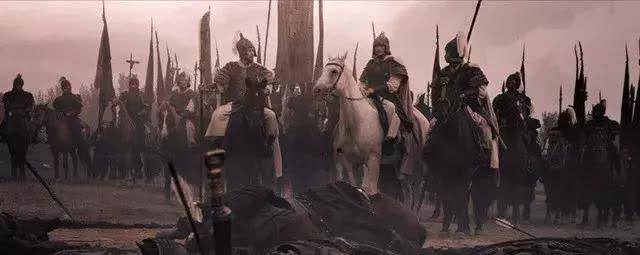 诸葛瞻在绵竹摆好阵势等待邓艾,邓艾派遣其子邓忠从右包抄,又派遣师纂