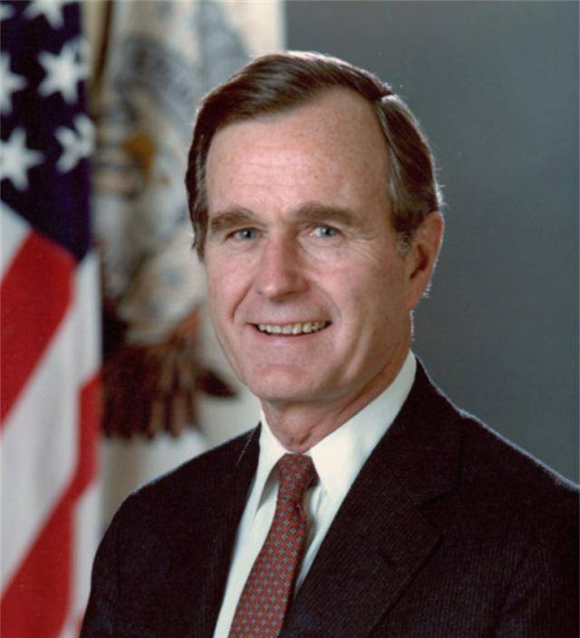 布什家族,被誉为美国第一政治豪门,究竟是如何起家的?