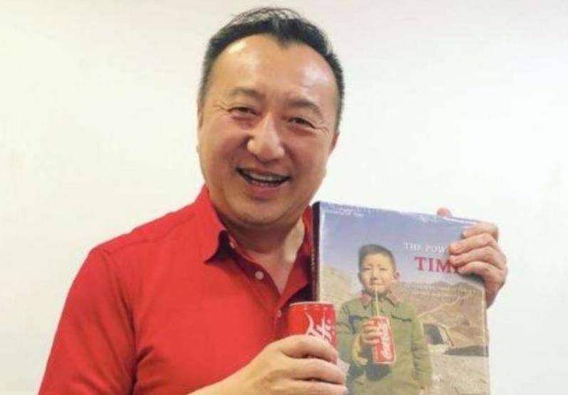 41年前,站在长城喝可乐的中国小男孩,后来如何了?
