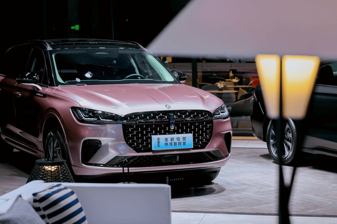 林肯冒险家搭载升级配置,强劲动力为您的出行保驾护航