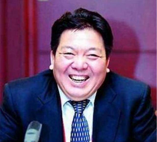 从肥皂厂工人到山西首富,在48岁时遇害,儿子用10年败光其遗产