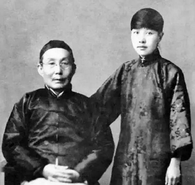 冰心吴文藻:生同穴死同眠,阴差阳错的邂逅,成就了一桩爱情美谈