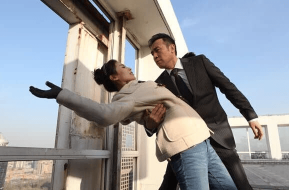 《下一站婚姻》总裁 爱上单身妈妈?原因很简单