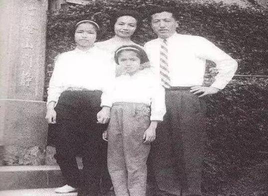 诗词才女叶嘉莹:父失踪母早逝,丈夫家暴,从教76年,捐款3568万