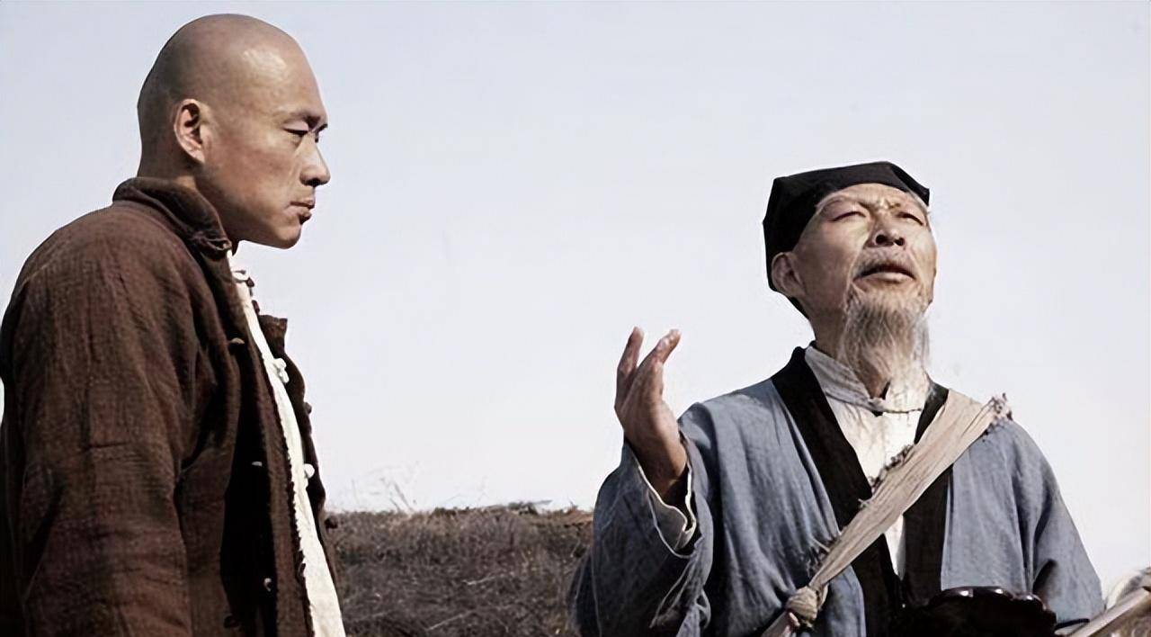 那是在1976年的时候,主角之一的张盛宏一天意外遇到