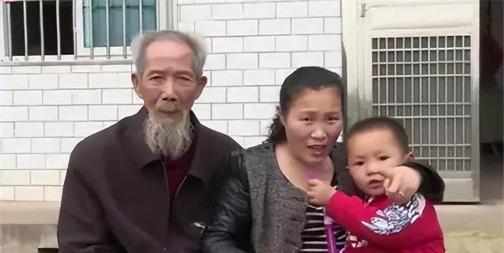 10年前,湖南25岁女孩嫁给70岁老头,婚后诞下一子,现状如何?