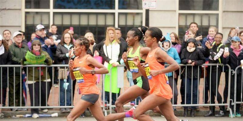 "假跑女王"罗茜:曾中途乘坐地铁取得马拉松金牌,事后拒不承认