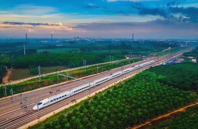 江苏高铁网与安徽高铁网对比,江苏输得一塌糊涂,输就输在不均衡