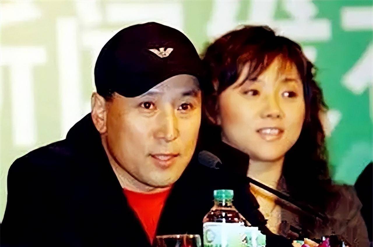 国羽教父李永波执掌国家队24年,卸任教练后种榴莲,今身材发福_谢颖