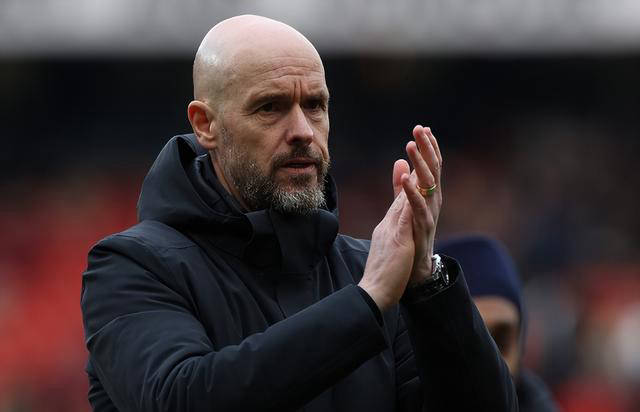 曼联vs阿森纳:b费缺阵,梅努搭档悍将阿姆拉巴特,霍伊伦领衔冲锋线