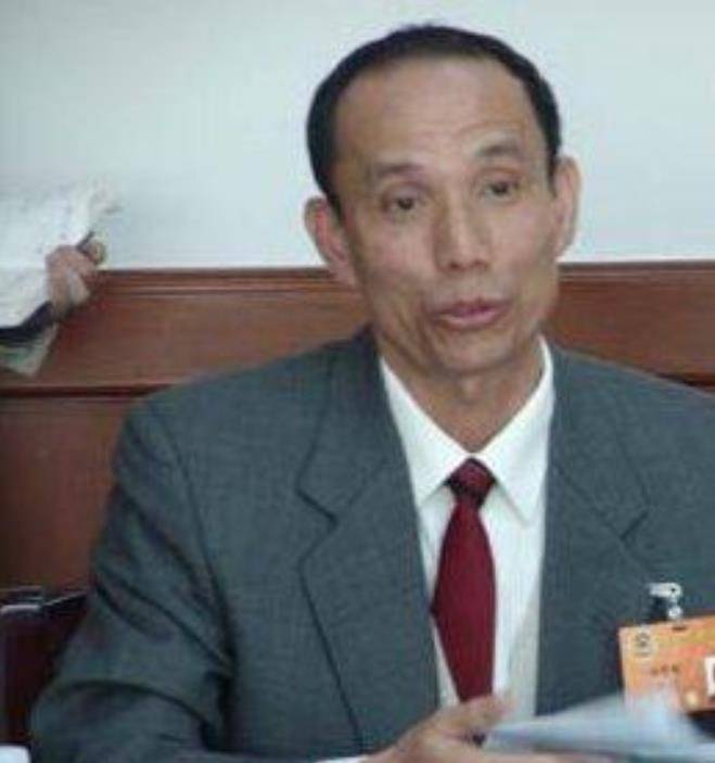 林贤顺:80年代驾机穿越台海,躲过12架战机追杀,九死一生回大陆