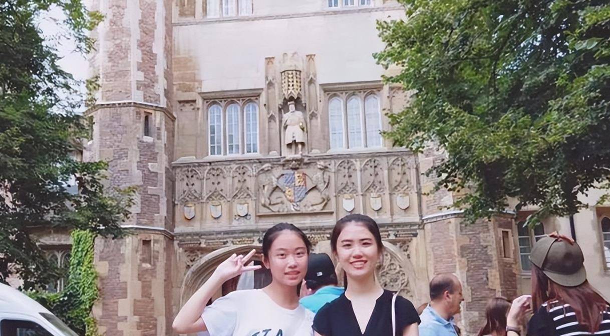 8年前,那个放弃高考,7门满分考入剑桥大学的黄雨桐,现状如何?