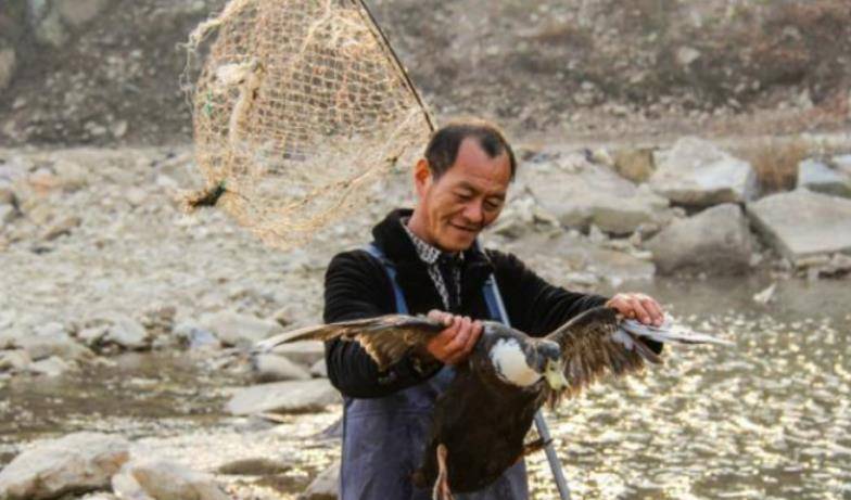 况且,如今王承德手中掌握的可不止十块钱,他有的是300万,想要通过300