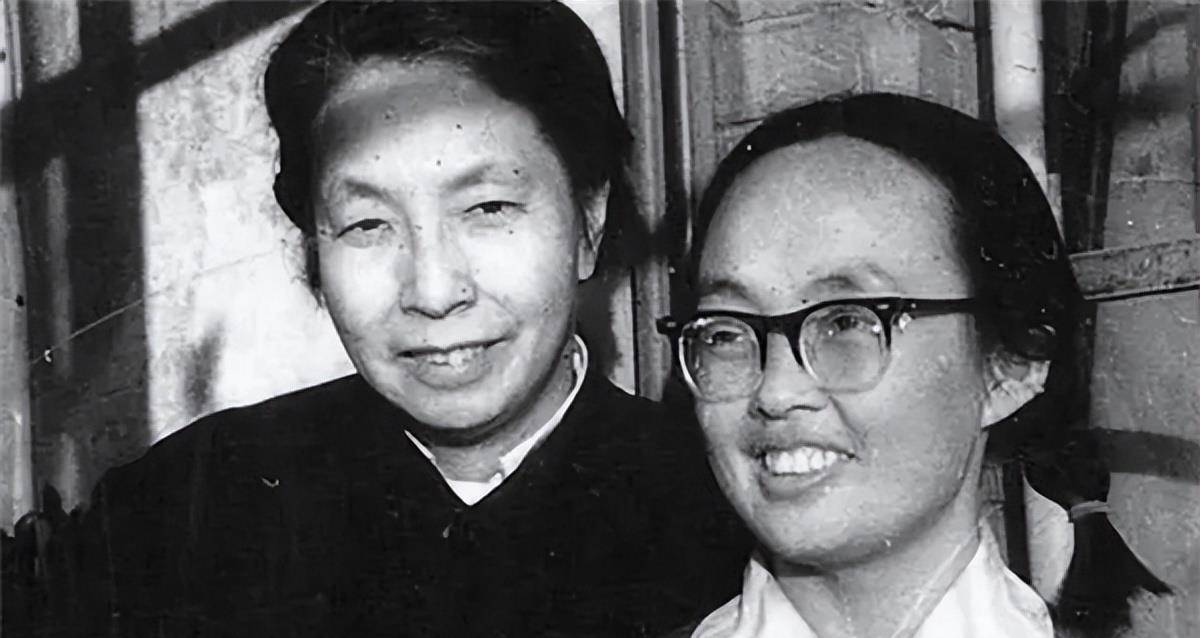 左太北悼念会:三位人物送挽联致哀,儿子沙峰,外孙左左献上花圈