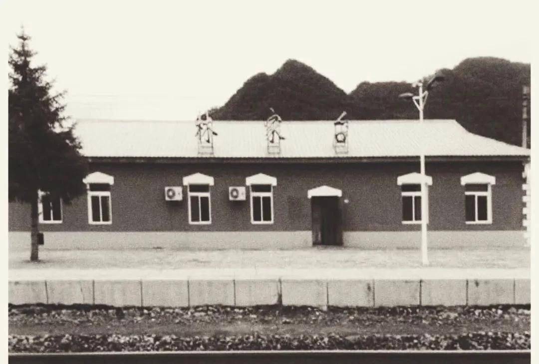 13通远堡驛通远堡站建于1904年.