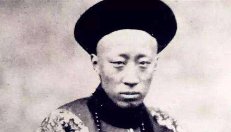 考场舞弊案:清朝咋处理?违法成本如此之高,宰相大人被直接砍头