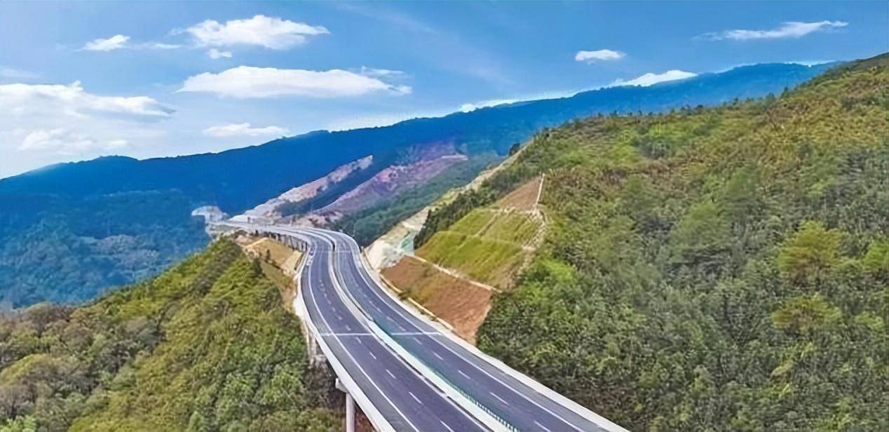 安徽这条高速运营30年,将于年底改扩建,是为了收费而改扩建吗?