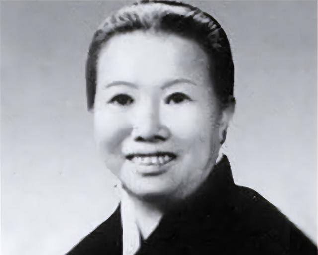 李丽莲_肖月华_妻子