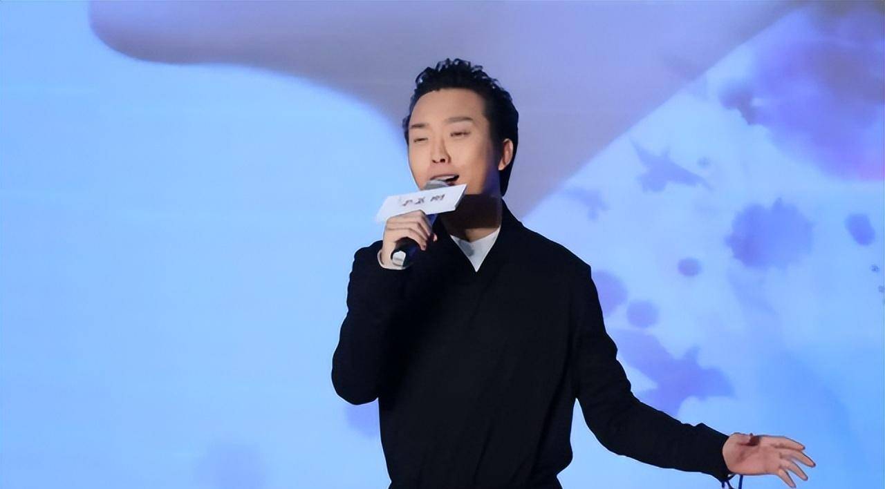 2006年,李玉刚一炮而红,为何深受梅兰芳之子梅葆玖指责
