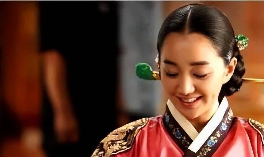 从入宫到高宗王妃,闵妃为何能两次被选中?