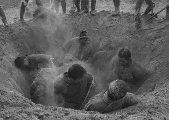 "变色龙"石友三,惯以活埋手段杀人,自己也落个活埋的下场