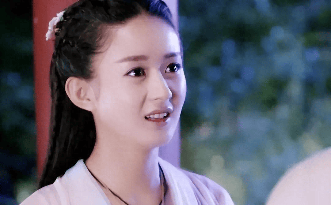 赵丽颖和替身合照引争议,被嘲长相不及替身,演技还有大问题