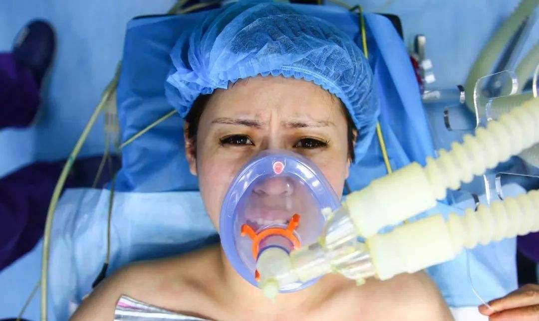 卖卵黑市:专挑女大学生,高颜值高学历成卖点,不打麻药穿刺下身