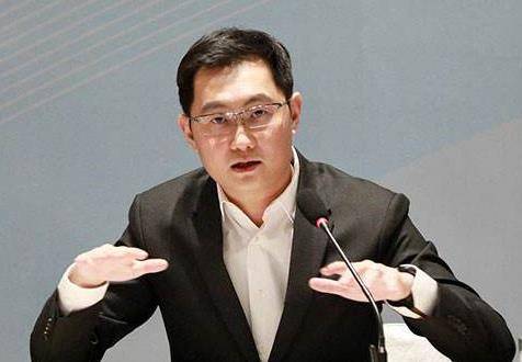 以商人为代表的顶层社会,因为这一部分人是中国走向世界的名片和桥梁