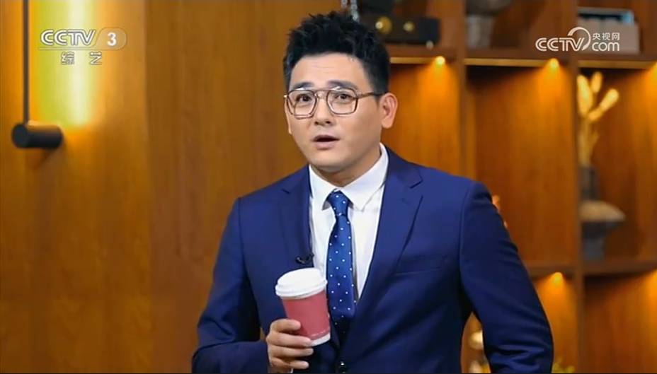 宫岩:不用再给朱迅当下手,入职央视18年终有一档专属自己的节目